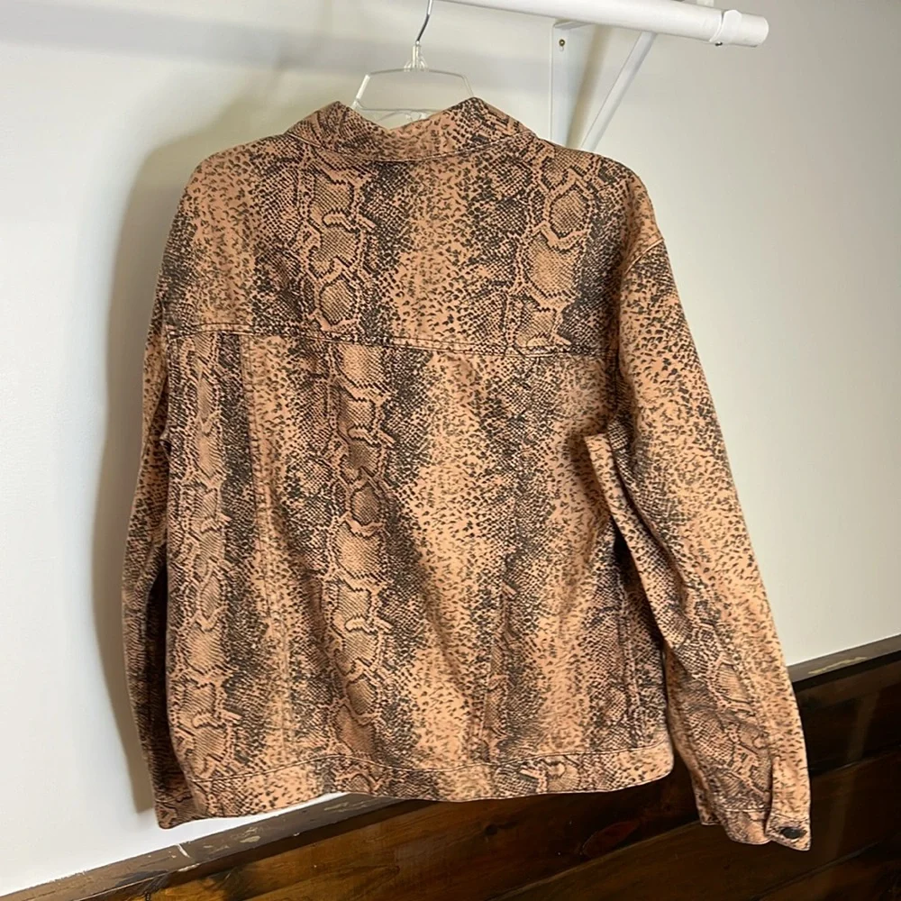 Free People Brown & Black Snakeskin‎ Print Denim Jacket- S - Picture 2 of 8
